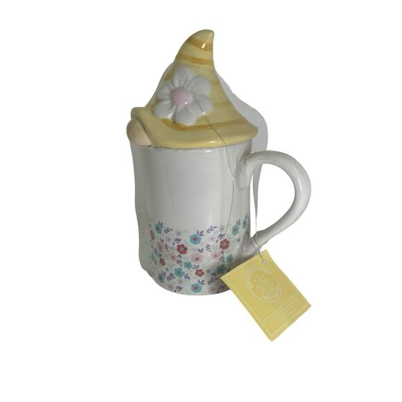 Carrot Patch Cottage Ceramic Floral Mug with Gnome Lid- New - Picture 2 of 16